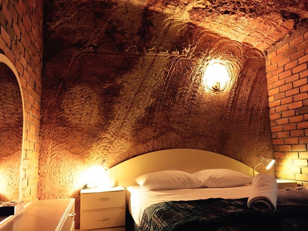 The Lookout Cave Underground Motel Coober Pedy Exterior photo