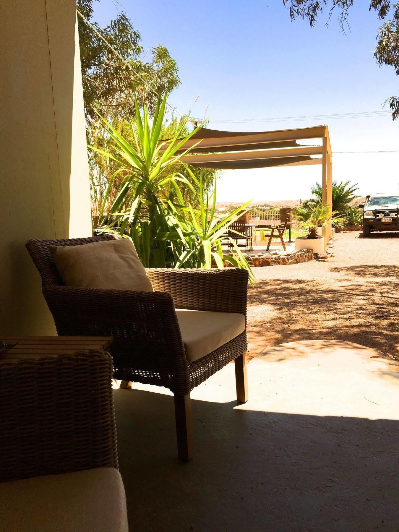 The Lookout Cave Underground Motel Coober Pedy Exterior photo